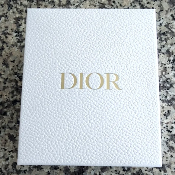 Dior White Textured Box s-l400.jpg main image 4